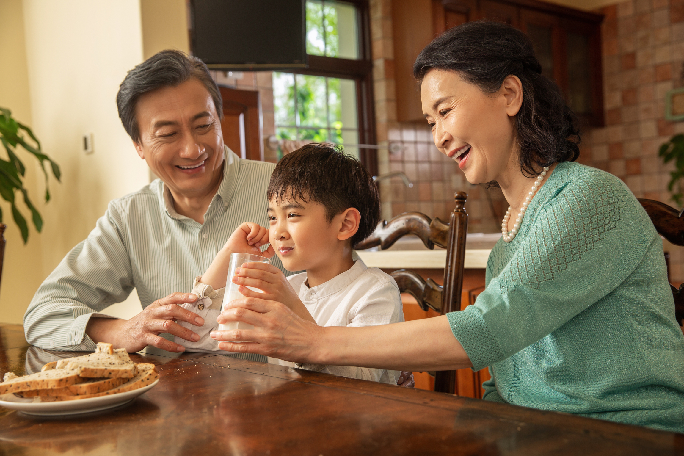 老漂族的辛劳，谁懂